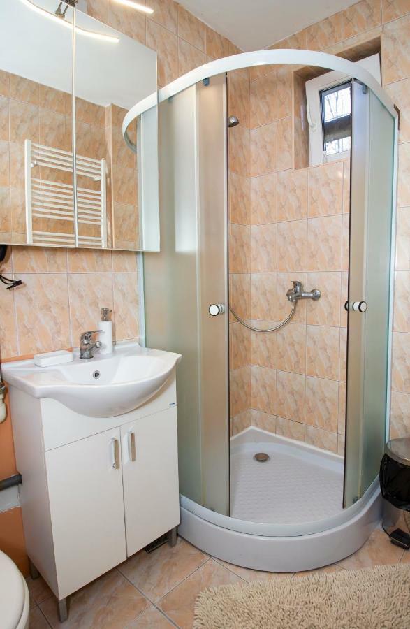 By The River Apartment 1 ทิมิชัวรา ภายนอก รูปภาพ